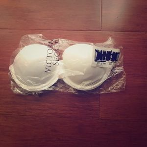 Victoria's Secret pink bra
